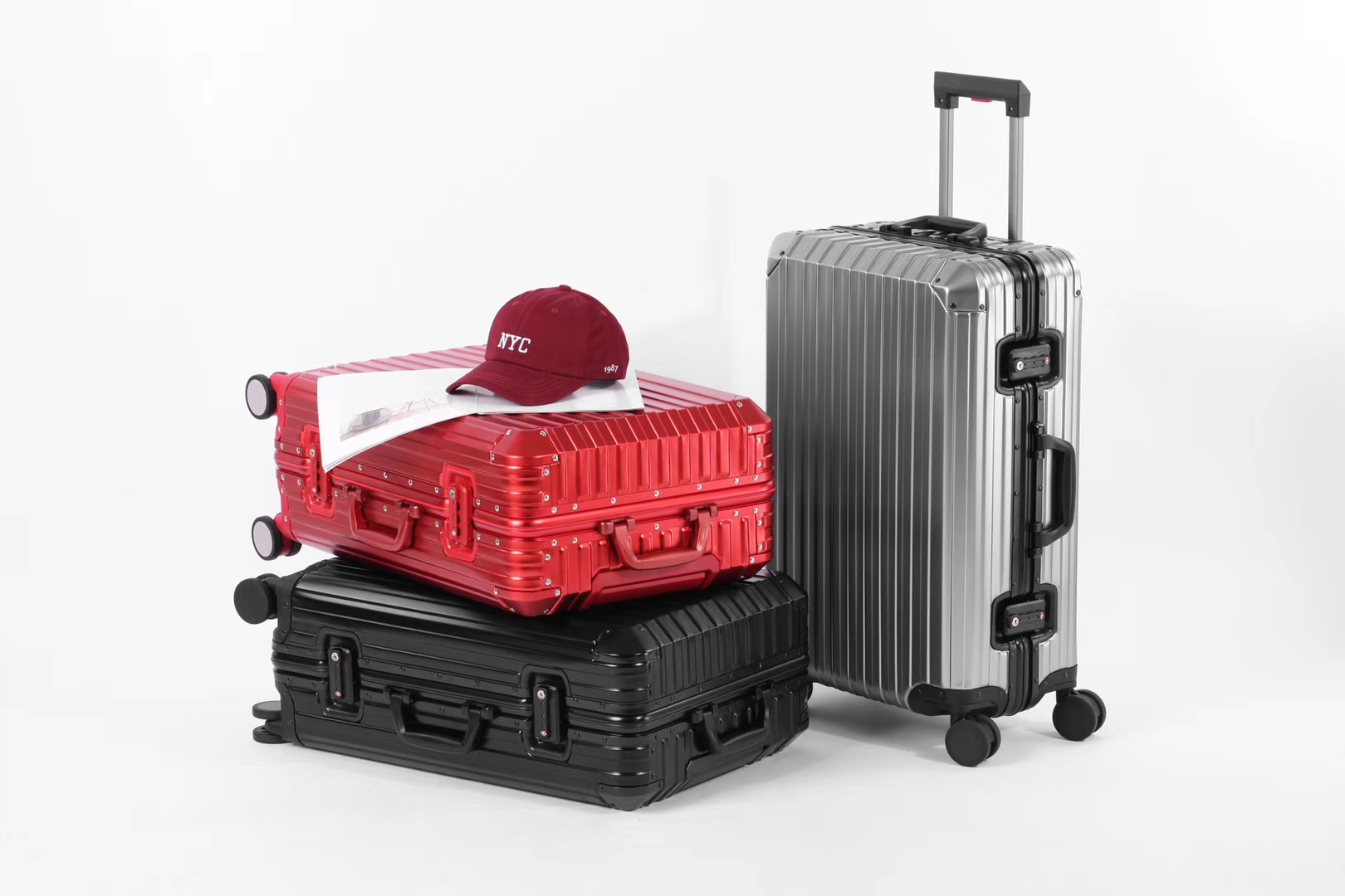 Aluminum luggage